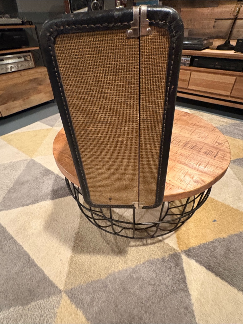 Vintage Tweed Suitcase - Picture 6 of 10